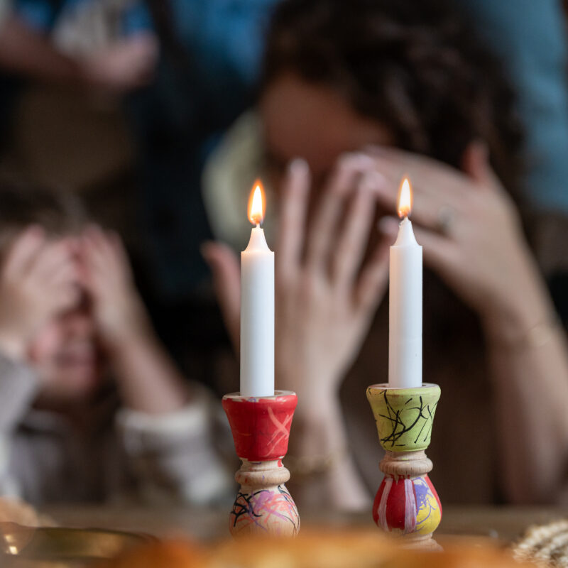Lighting Shabbat candles