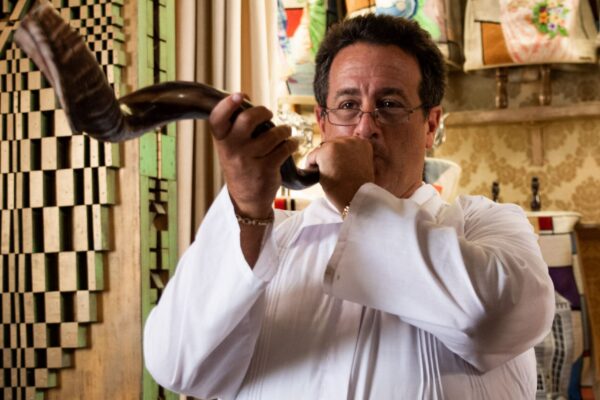 Rabbi blowing Shofar